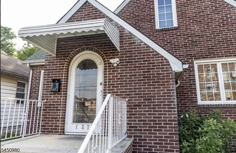 127 Hussa St, Linden, NJ 07036 - #1