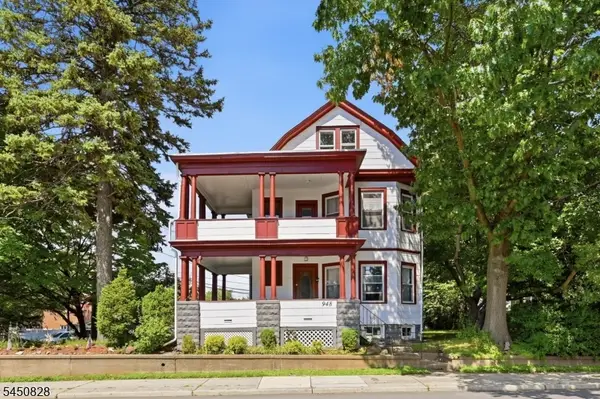 948 Van Houten Ave #1, Clifton City, NJ 07013