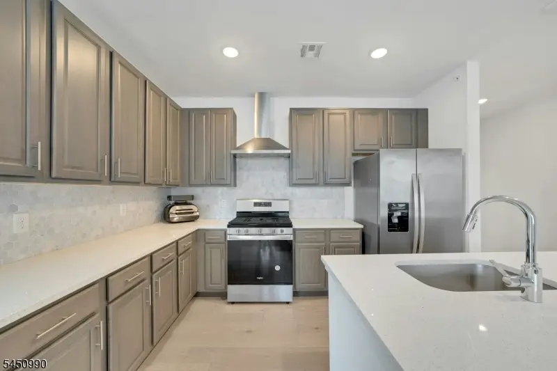 644 Lorhan Dr #644, Piscataway, NJ 08854 - #2