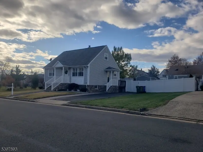 214 Irene St, Linden, NJ 07036 - #3