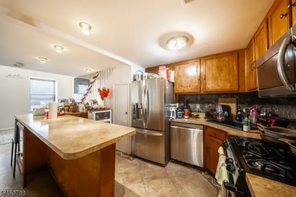 16 Jacques Street #21, Elizabeth City, NJ 07201