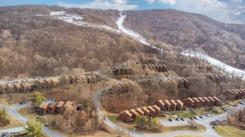1 Deer Valley Ln Unit 2, Vernon Center, NJ 07462 - #3
