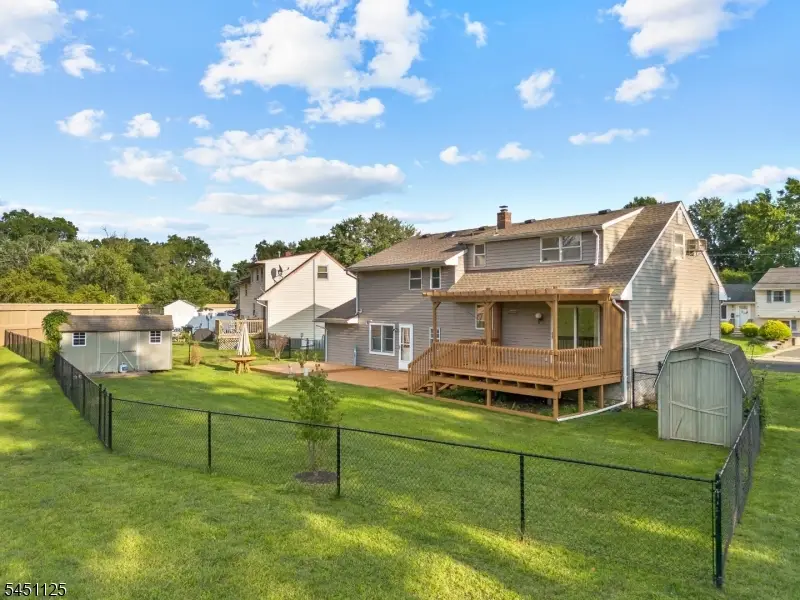 21 Starlit Dr, Middlesex, NJ 08846 - #1