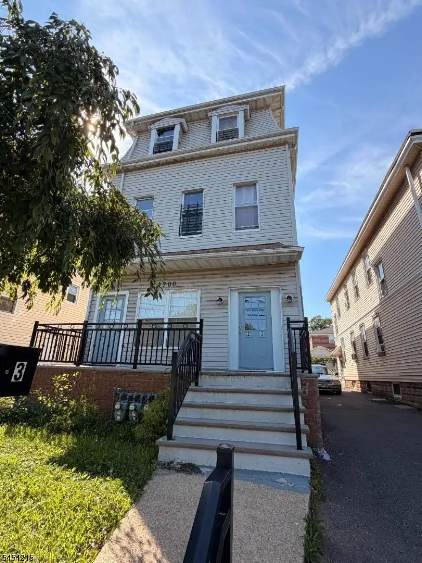 708 Jefferson Ave, Elizabeth, NJ 07201 - #1
