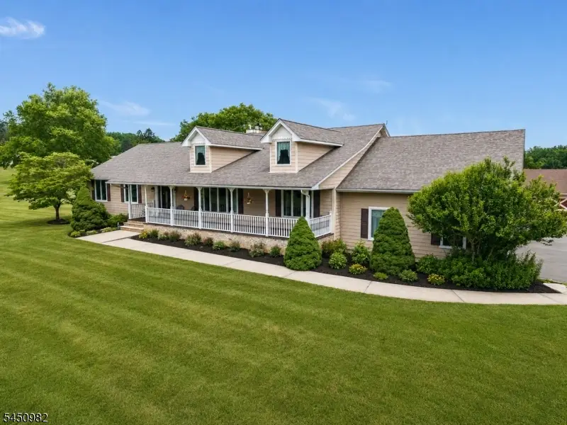 80 Deer Hill Rd, Tewksbury, NJ 08833 - #2