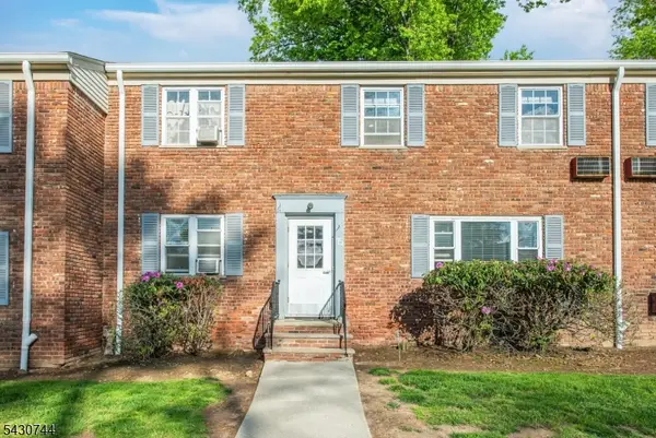 15 Wedgewood Drive #85, Verona Twp., NJ 07044