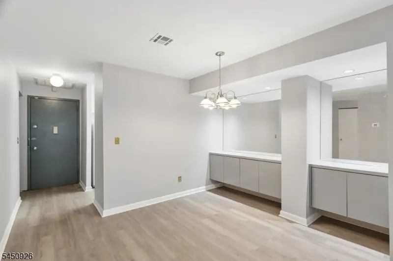 54 W Cherry St #112, Rahway, NJ 07065 - #3