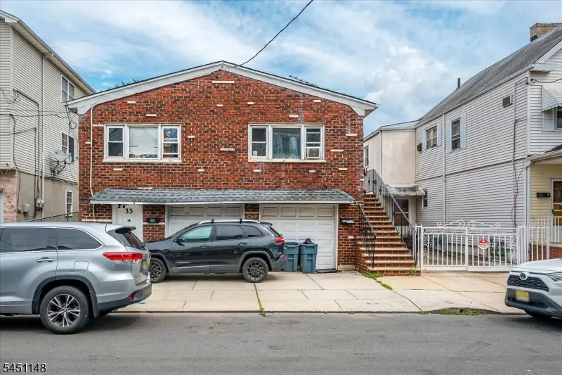 31 Bank St, Elizabeth, NJ 07206 - #1