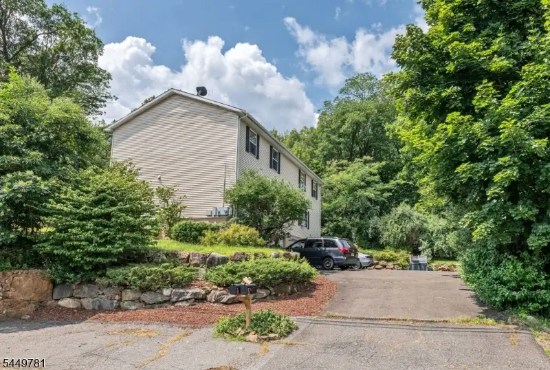 68 Greenwood Ave, Haskell, NJ 07465 - #2