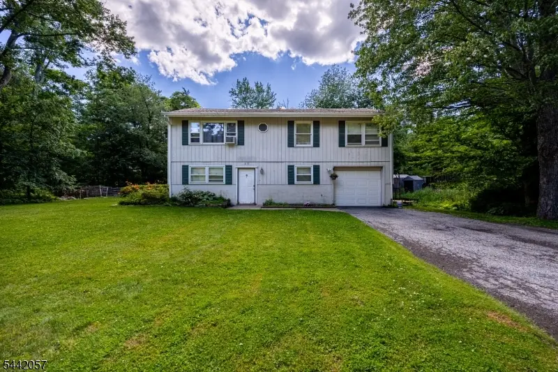 103 Alturas Rd, Highland Lakes, NJ 07422 - #1