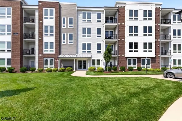 1 Vanderbilt Blvd #303, Florham Park Boro, NJ 07932