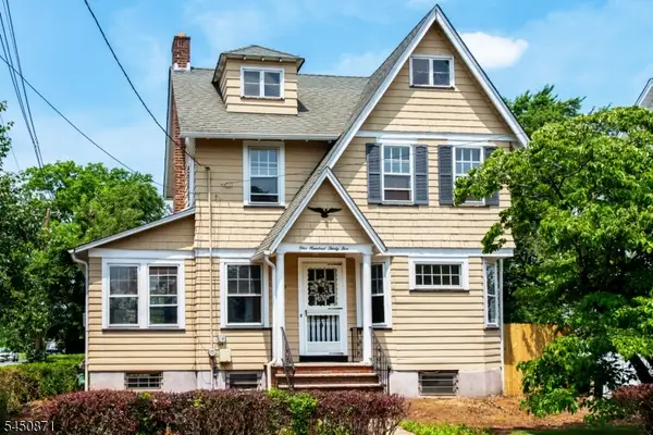 135 W Colfax Ave, Roselle Park Boro, NJ 07204
