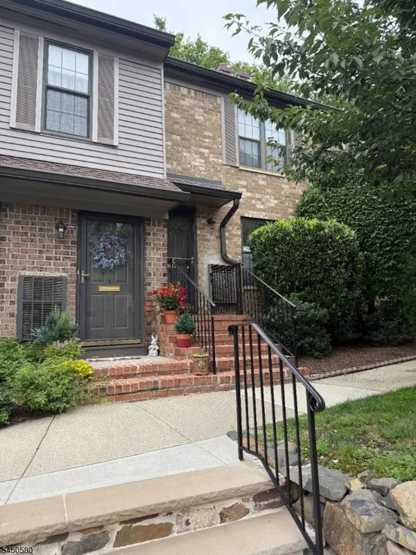 181 Long Hill Road #5, Little Falls Twp., NJ 07424