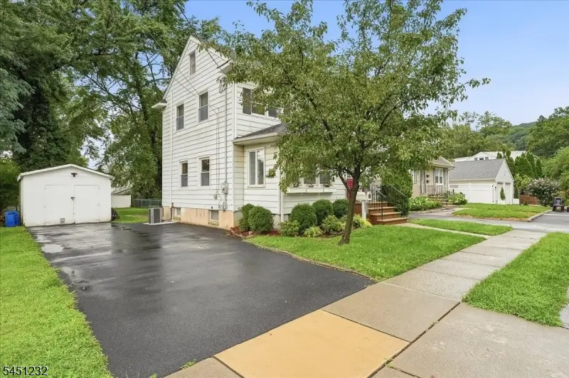 30 Genevieve Ave, Hawthorne, NJ 07506 - #3