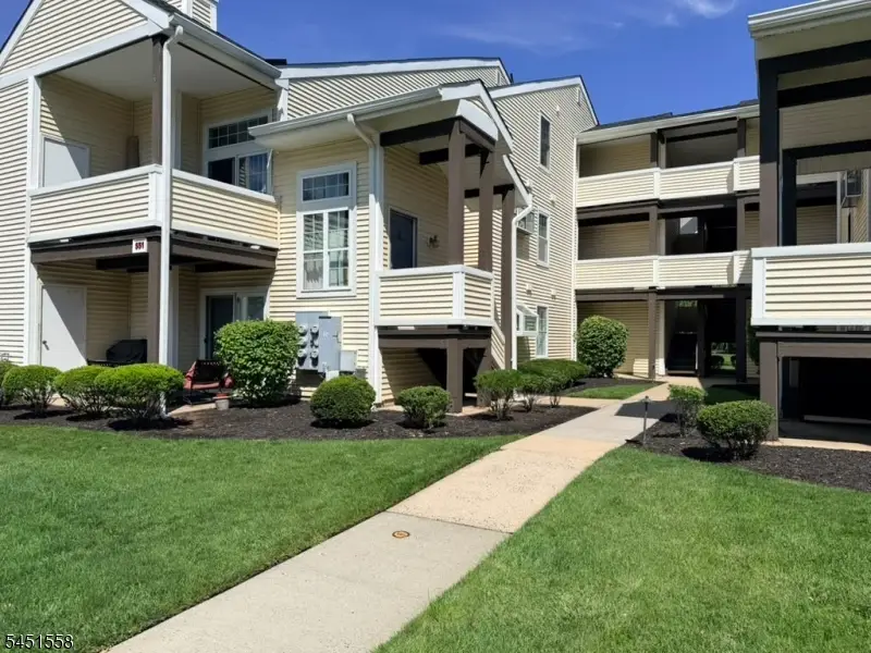551 Clubhouse-4, Union, NJ 07083 - #1