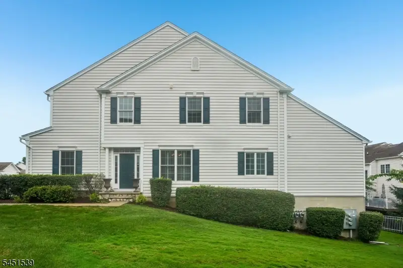 2 Constitution Ln, Totowa, NJ 07512 - #1