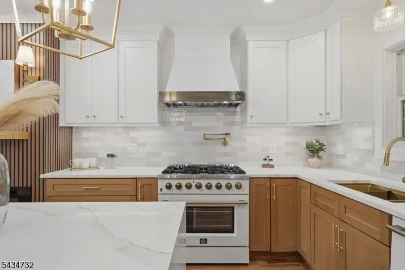 166 Lincoln St, Montclair, NJ 07042 - #3