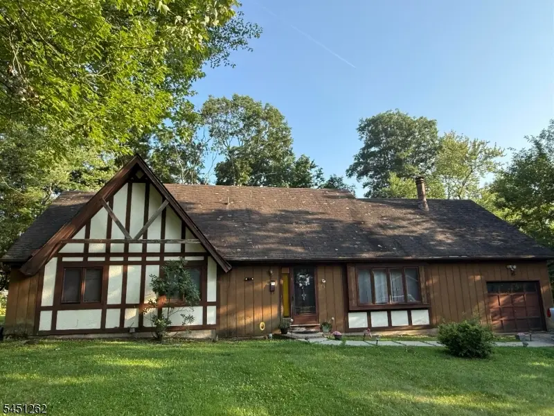 29 Carson Rd, Budd Lake, NJ 07828 - #1