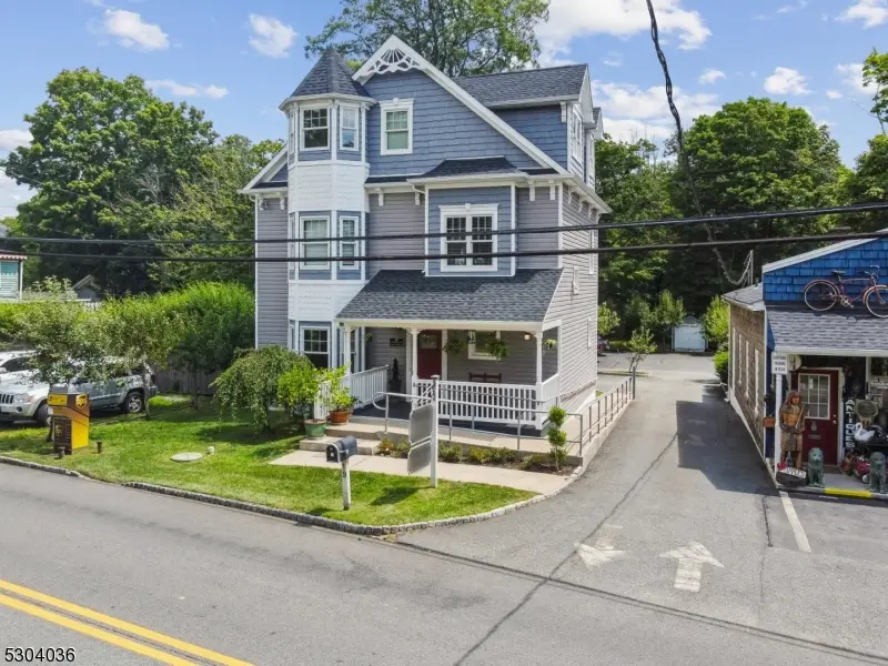 19 Park Pl, Flanders, NJ 07836 - #1