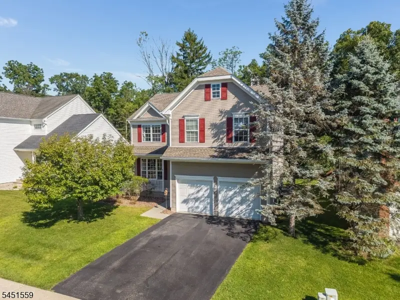 46 Saxton Dr, Hackettstown, NJ 07840 - #3
