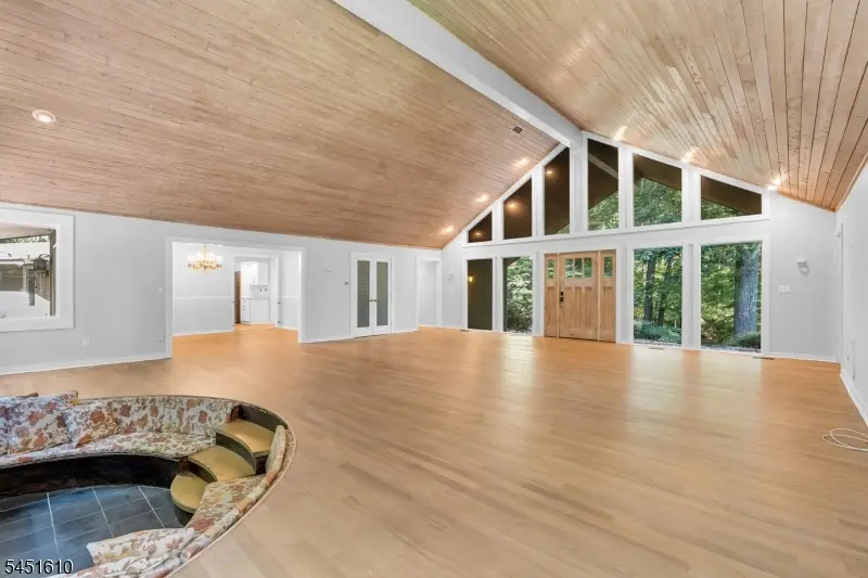 10 Saddle Hill Rd, Mendham, NJ 07931 - #3