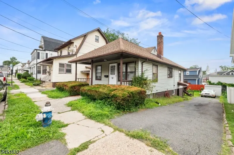 32 Grant Pl, Irvington, NJ 07111 - #2
