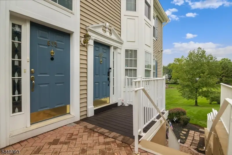 637 Magnolia Ln, Branchburg, NJ 08876 - #1