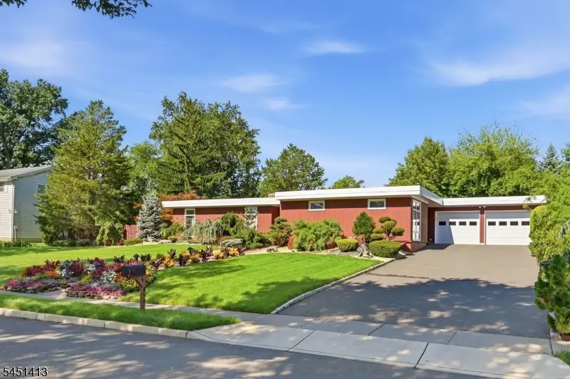 12 Rhoda Ter, Parsippany, NJ 07054 - #1