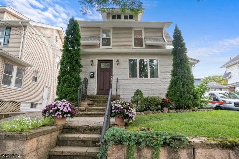 171 Oak Ridge Ave, Nutley, NJ 07110 - #1