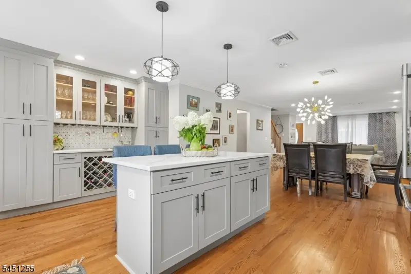 29 N 8th St, Kenilworth, NJ 07033 - #3