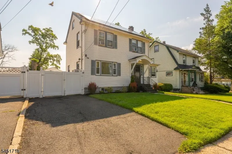 331 Thompson Avenue, Roselle, NJ 07203 - #3
