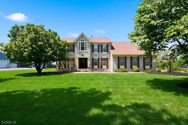 17 Bacorn Rd, Raritan, NJ 08822 - #1