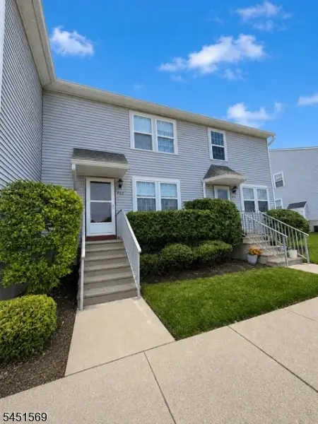 829 Bryant Dr, Independence Twp., NJ 07840
