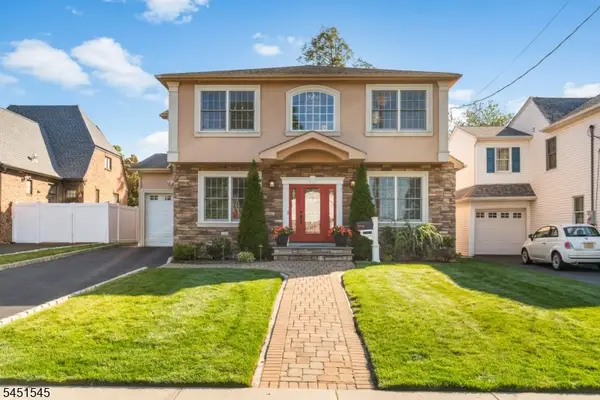 16 Madison Ave, Hasbrouck Heights Boro, NJ 07604