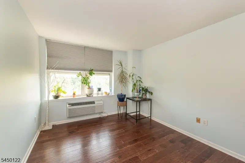 300 Main St #707, Singac, NJ 07424 - #2