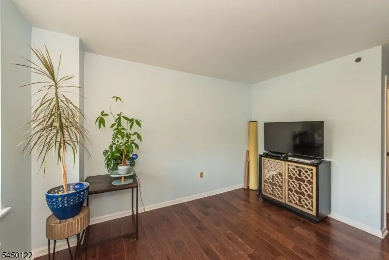 300 Main St #707, Singac, NJ 07424 - #3