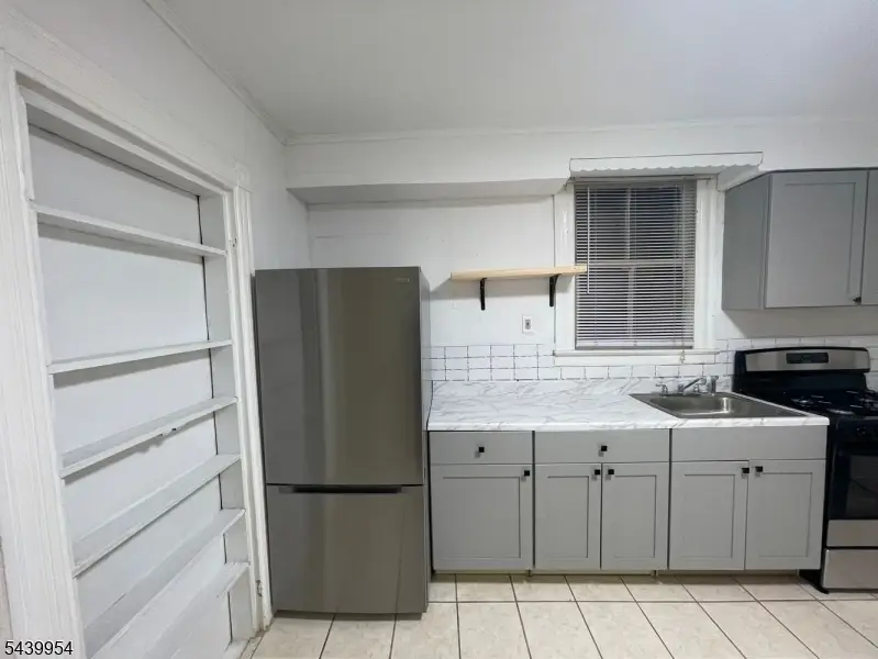 32 Oak Ave, Irvington, NJ 07111 - #2