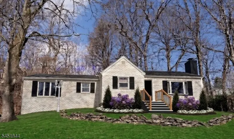 33 Orchard Dr, Vernon, NJ 07462 - #1
