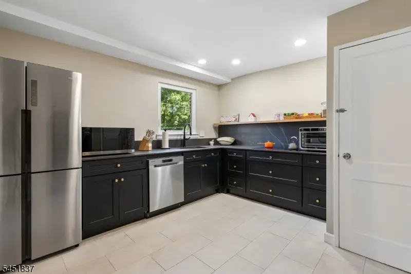 41A Troy Dr, Springfield, NJ 07081 - #2
