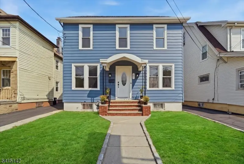 21 Hazard Pl, Elizabeth, NJ 07208 - #1
