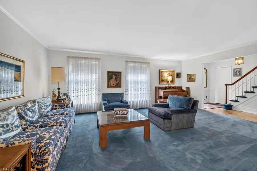 48 Sherbrooke Dr, Florham Park, NJ 07932 - #3
