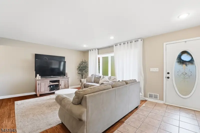 230 Watchung Ave, Brookdale, NJ 07003 - #3