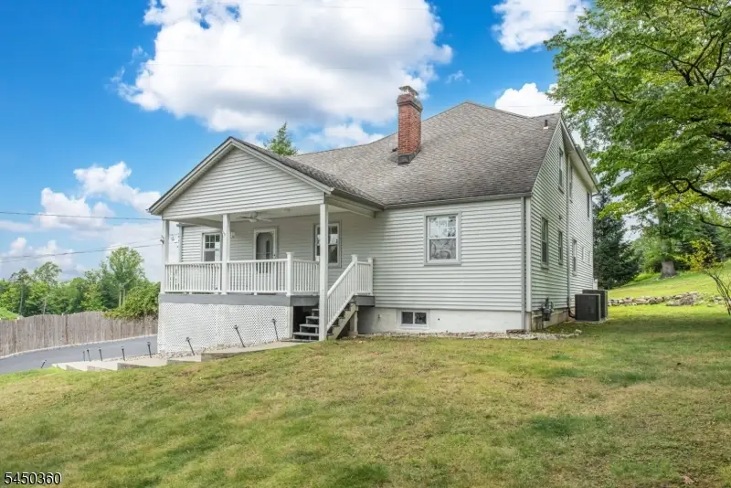 345 Bowden Rd, Cedar Grove, NJ 07009 - #3
