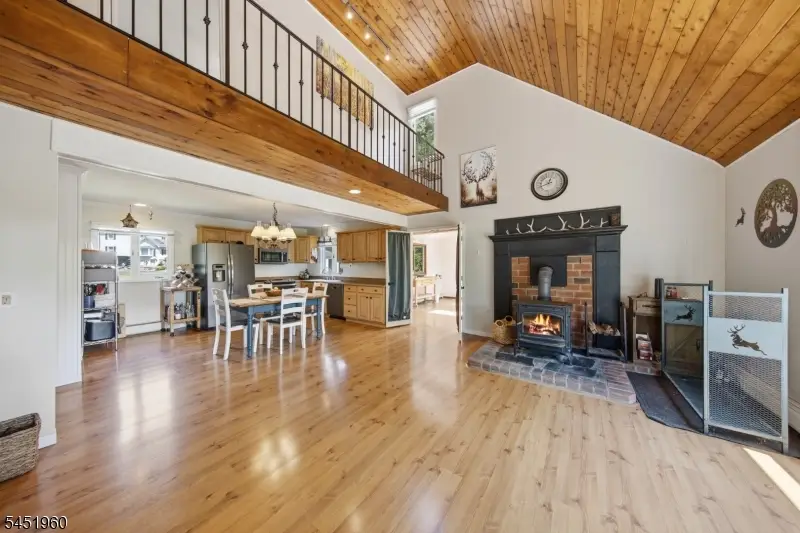 26 Lake Shore Rd W, Hardyston, NJ 07460 - #2