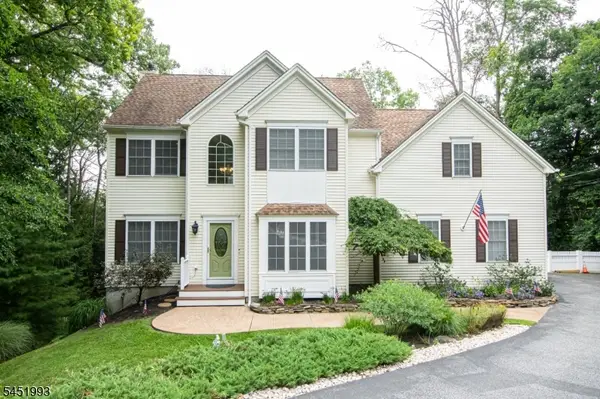 7 White Oak Dr, Vernon Twp., NJ 07462