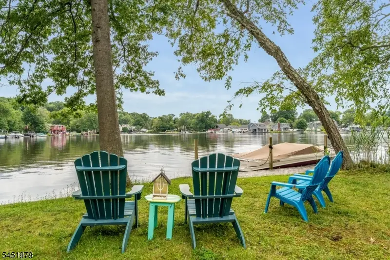 16 Sierra Rd, Lake Hopatcong, NJ 07849 - #1