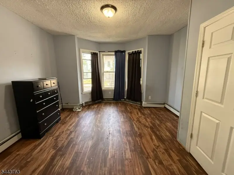 576 13th Ave, Newark, NJ 07103 - #3