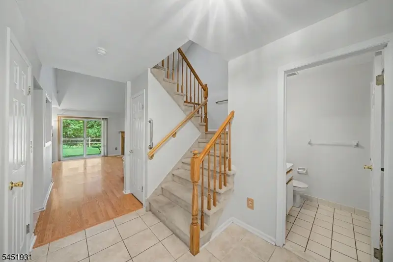 25 Pelican Pt, Hampton, NJ 07860 - #2