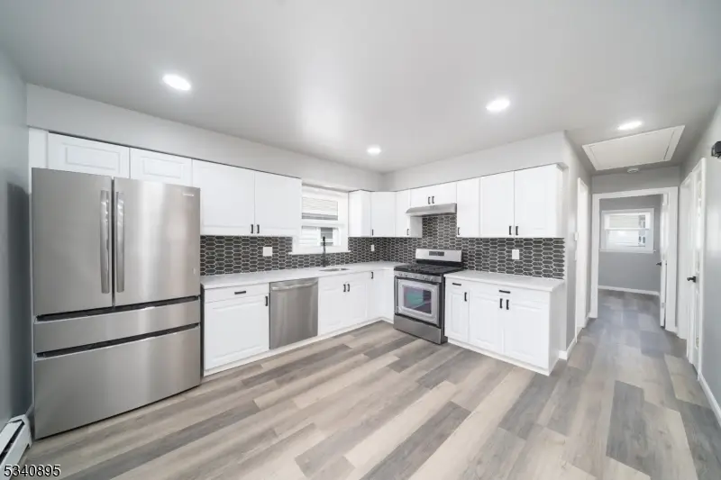 701 Mccandless St, Linden, NJ 07036 - #3
