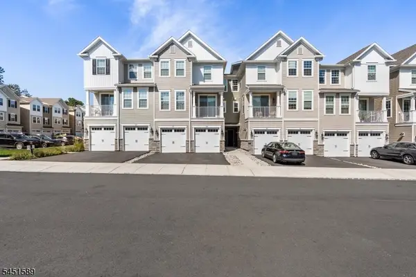 104 Iris Ct, Warren Twp., NJ 07059